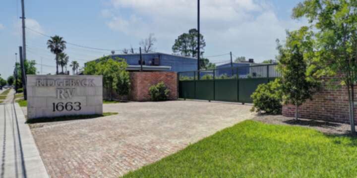 Front entrance of Ridgeback RV Park